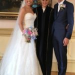 trouwambtenaar Marieke Peper met happy wedding couple4